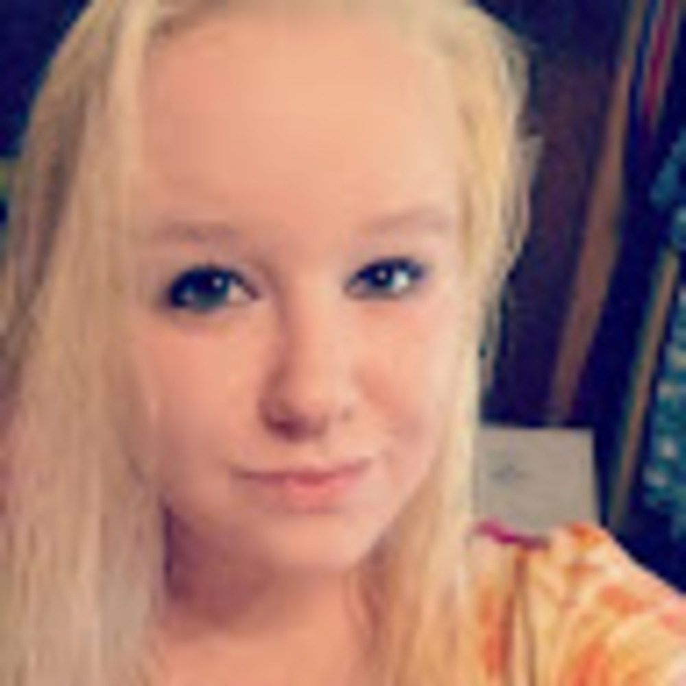 Meet your Posher, Alisha
